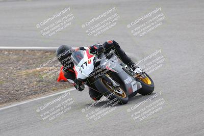 media/Mar-05-2023-TrackXperience (Sun) [[a95d40e56a]]/Group 3/session 2 turn 4/